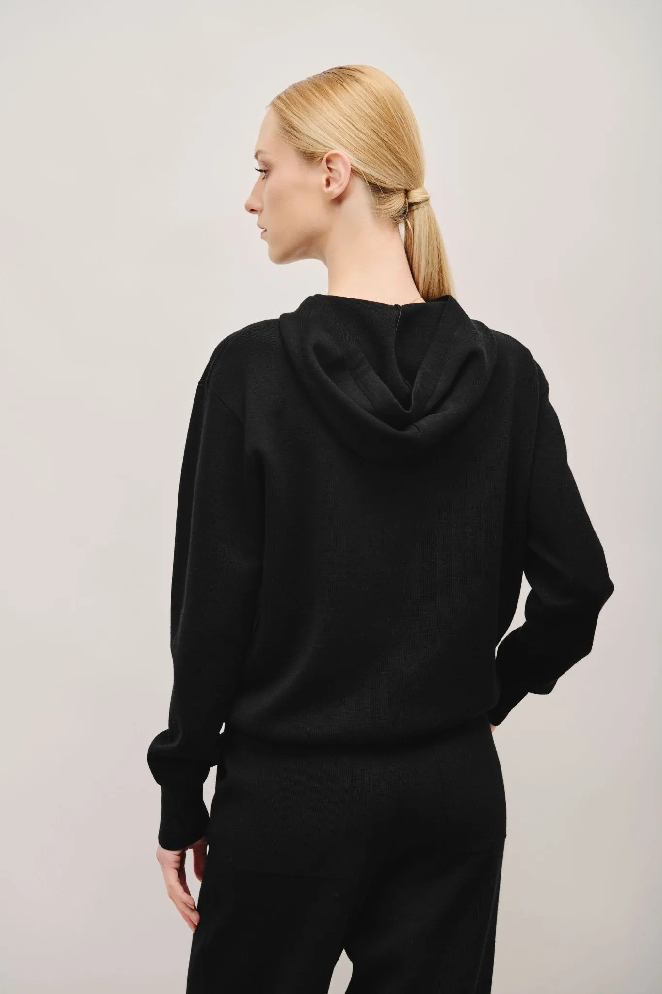 NELLO wool hoodie sweatshirt (Black)