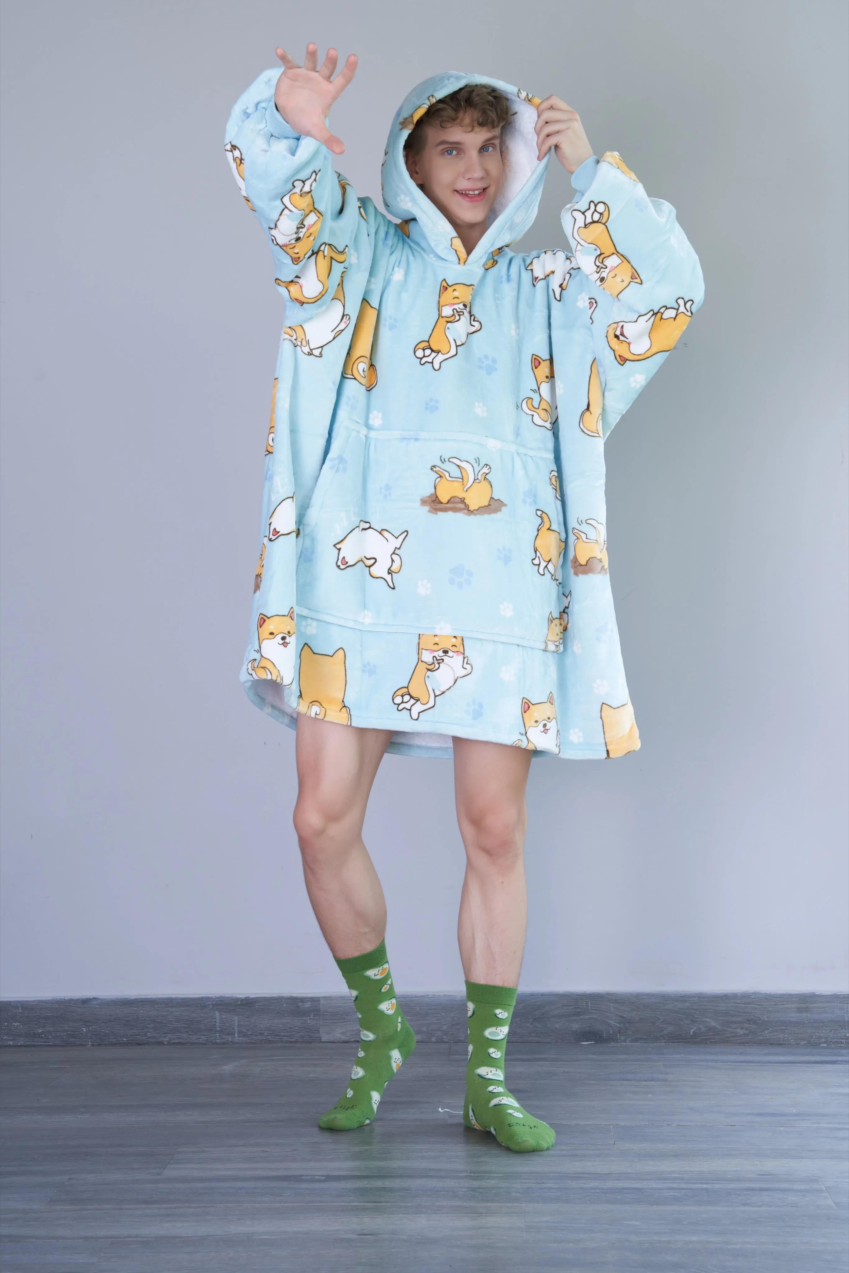 Shiba Dreams - Hoodie Blanket - Comfy Series