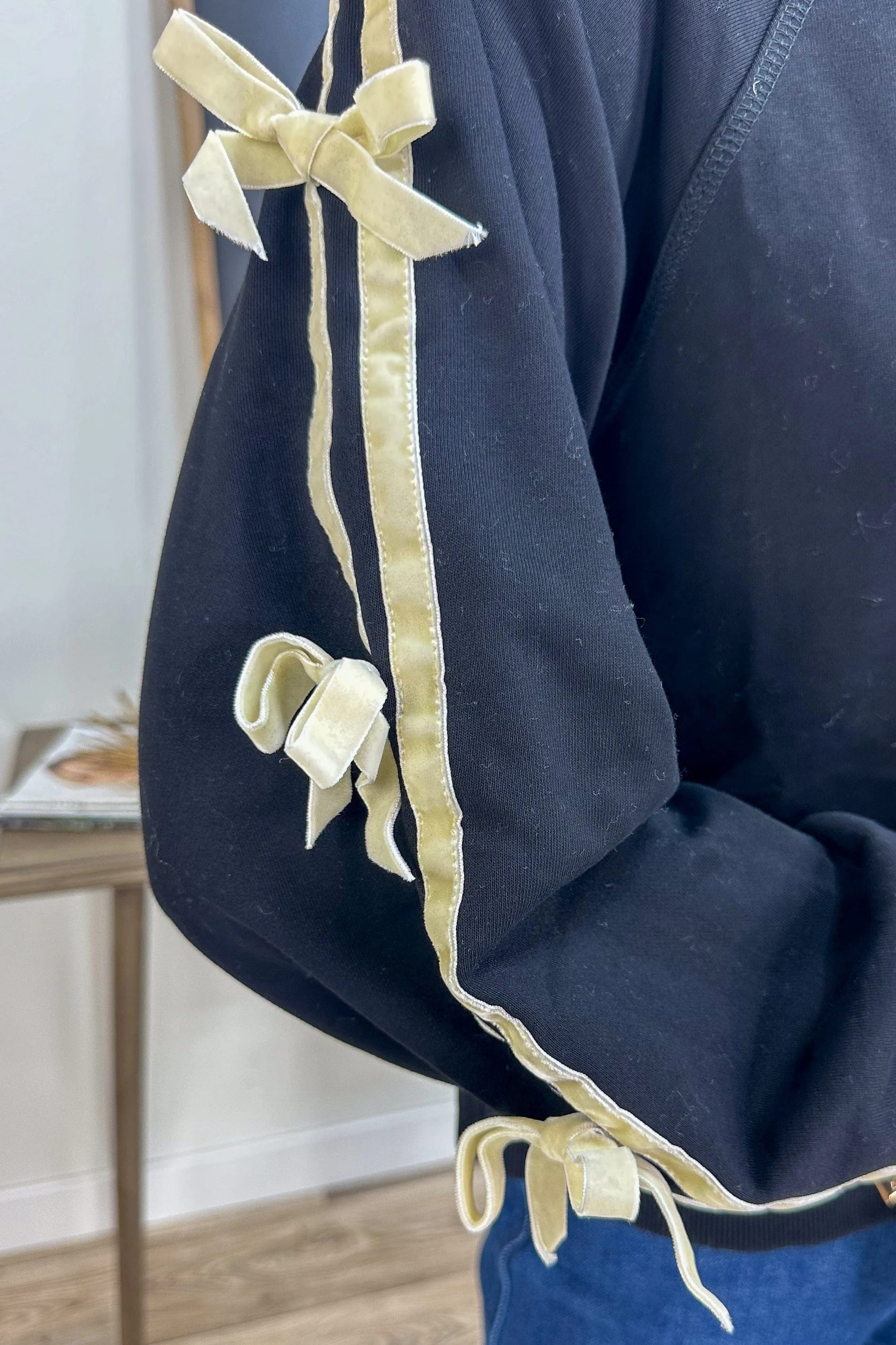 Elegant Black Velvet Sweatshirt with Bow Sleeve Detail